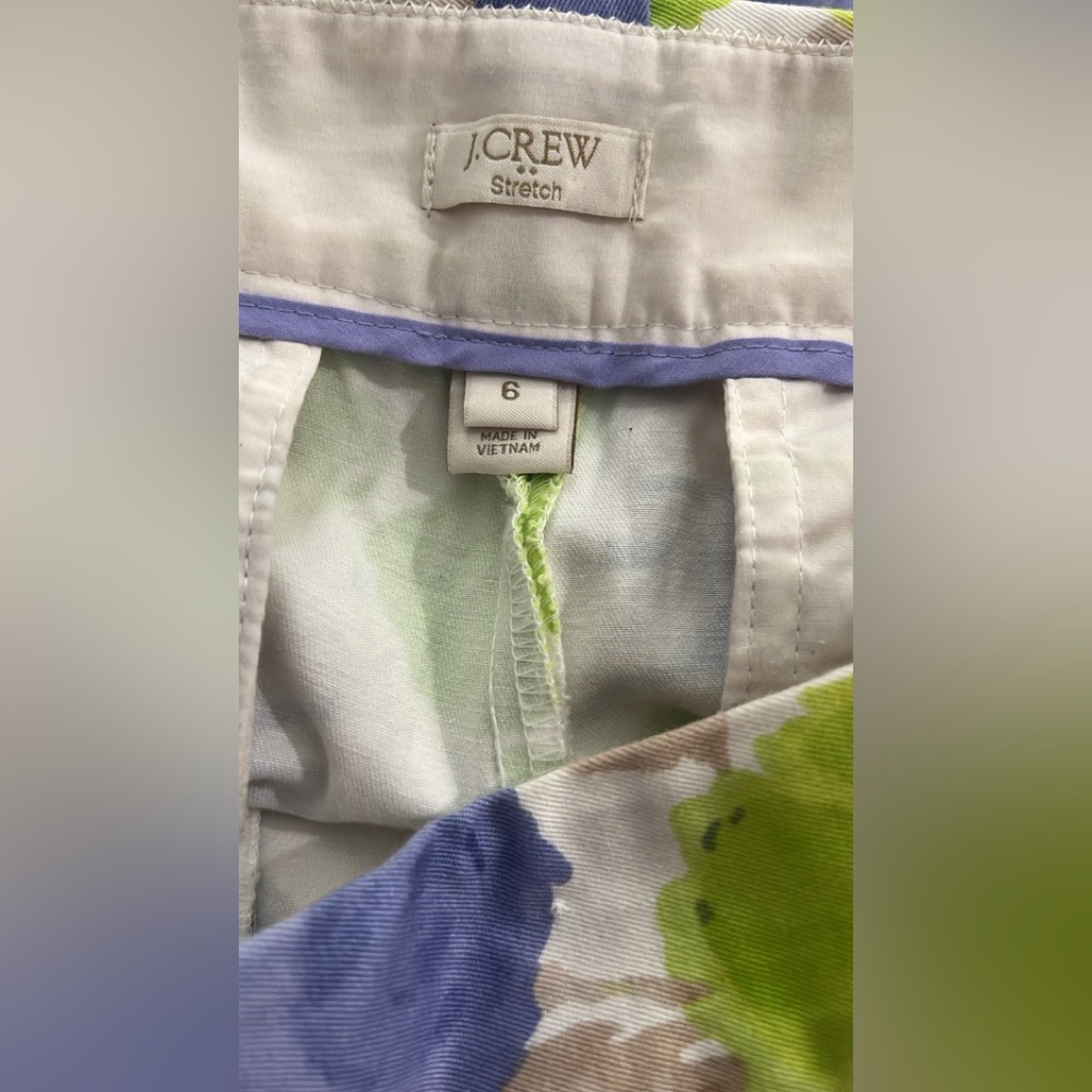 JCREW floral stretch chino shorts size 6 - Picture 4 of 5